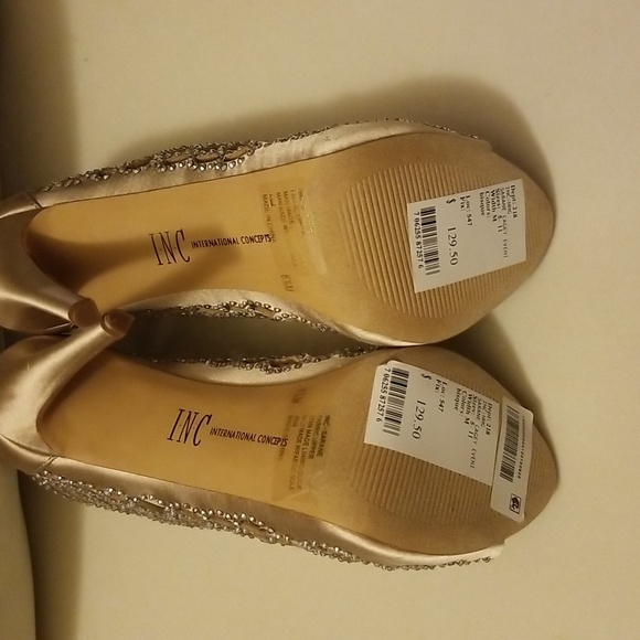 INC SHOES - Picture 5 of 5